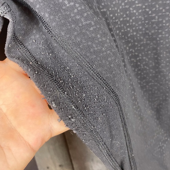 Lululemon Align 25” Leggings Black Emboss Size 12 - Picture 8 of 14